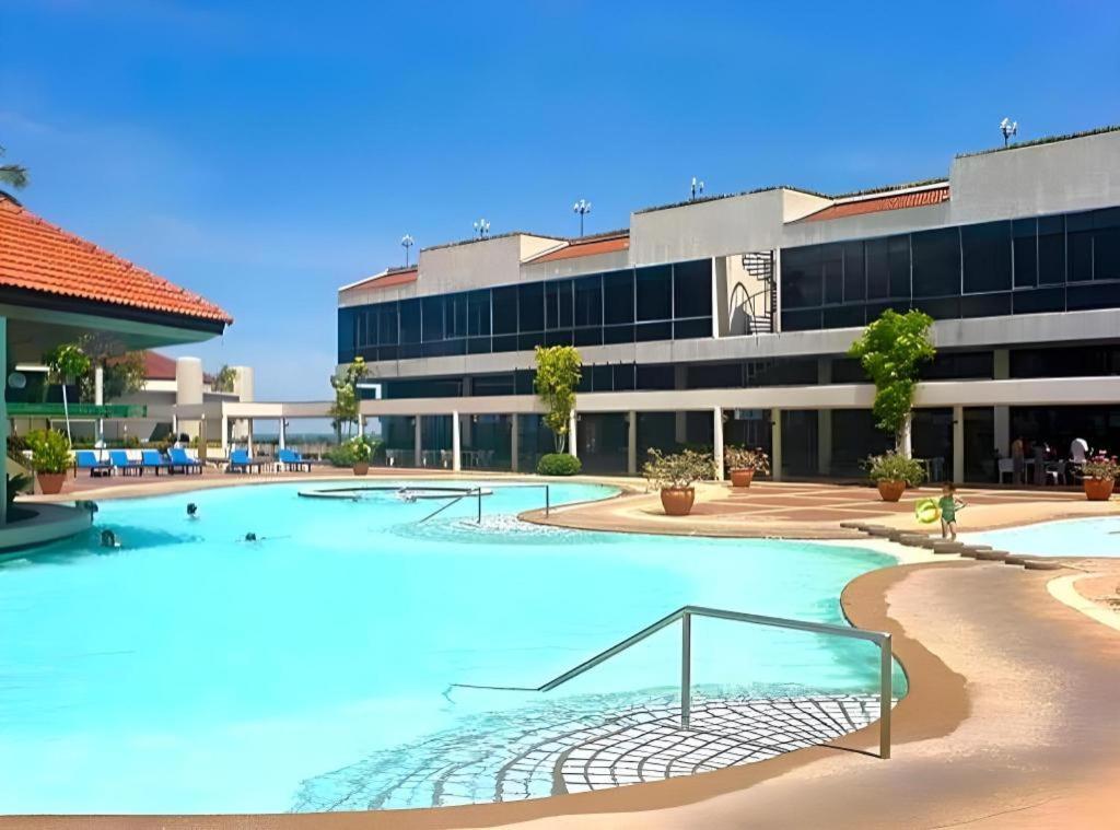 Hotel Ambassador City Jomtien Pattaya - Ocean Wing Na Chom Thian Esterno foto
