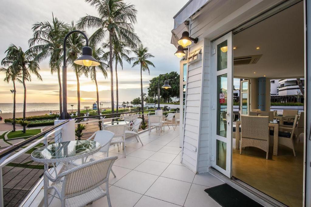 Hotel Ambassador City Jomtien Pattaya - Ocean Wing Na Chom Thian Esterno foto