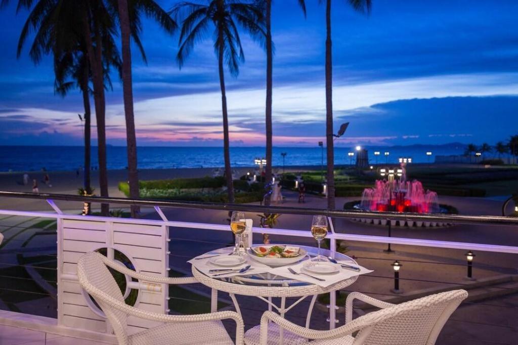 Hotel Ambassador City Jomtien Pattaya - Ocean Wing Na Chom Thian Esterno foto