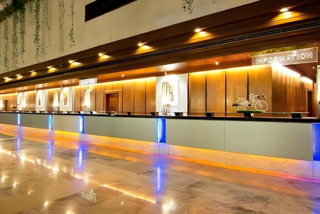 Hotel Ambassador City Jomtien Pattaya - Ocean Wing Na Chom Thian Esterno foto