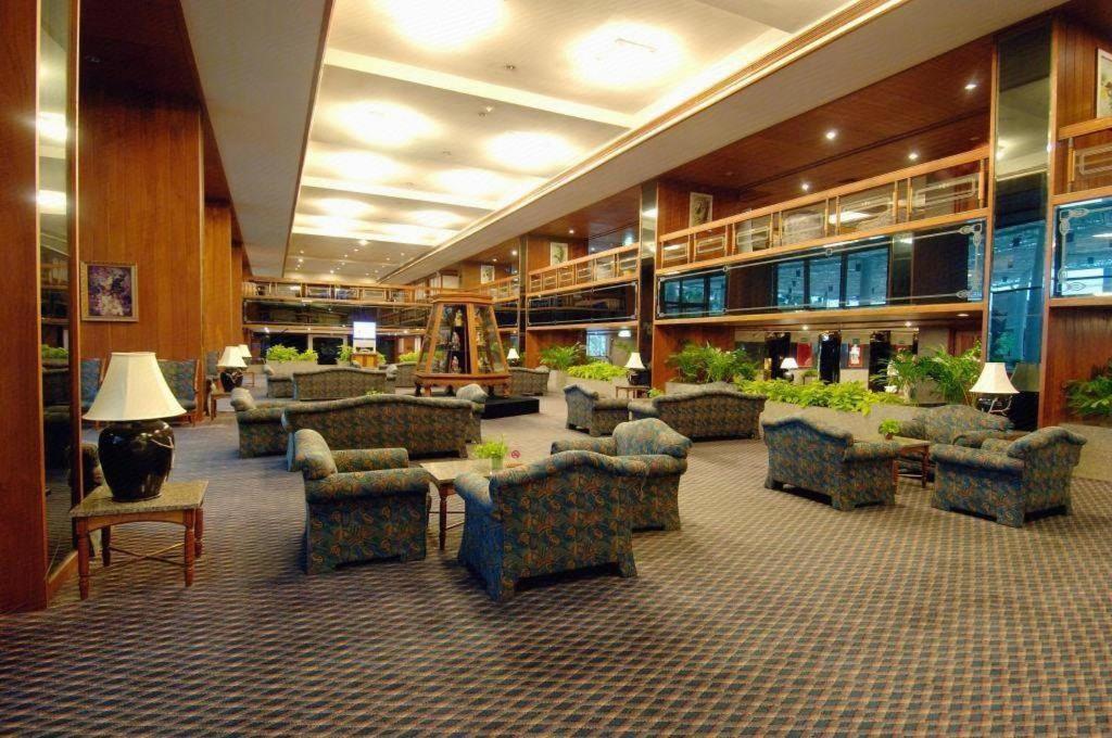 Hotel Ambassador City Jomtien Pattaya - Ocean Wing Na Chom Thian Esterno foto