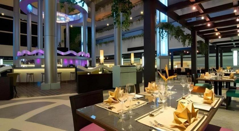 Hotel Ambassador City Jomtien Pattaya - Ocean Wing Na Chom Thian Esterno foto